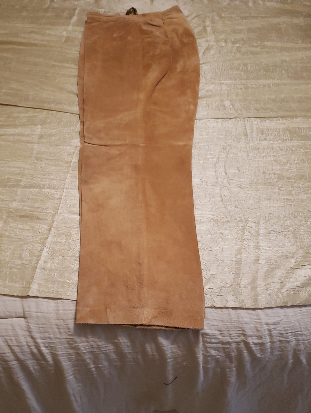 Women's Straight-Leg Suede Pants in Camel